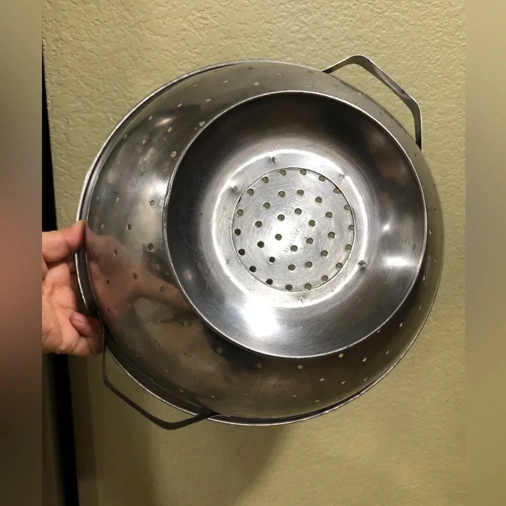 VTG STAINLESS STEEL METAL STRAINER WITH HANDLES MADE IN KOREA